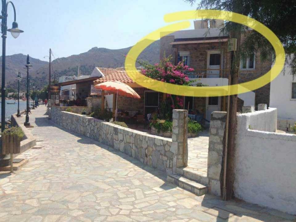 Spiros Apartments Ливадия Экстерьер фото